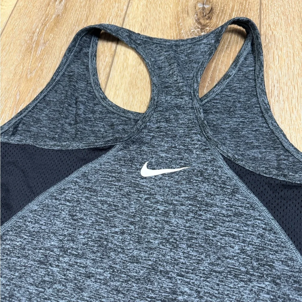 Nike Dri-Fit Gray Tank Running Active Women’s Medium